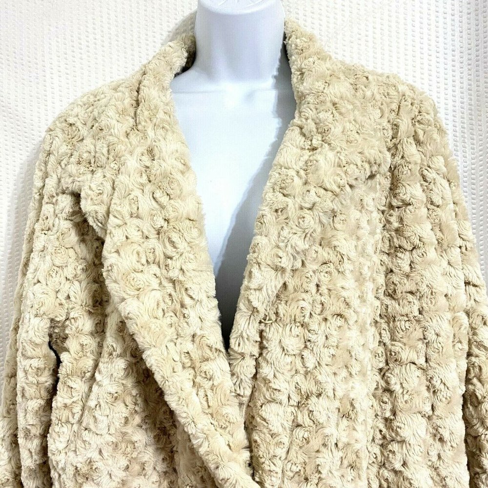 Dennis Basso Cream Faux-Fur Coat Textured Rosette - Picture 2 of 7